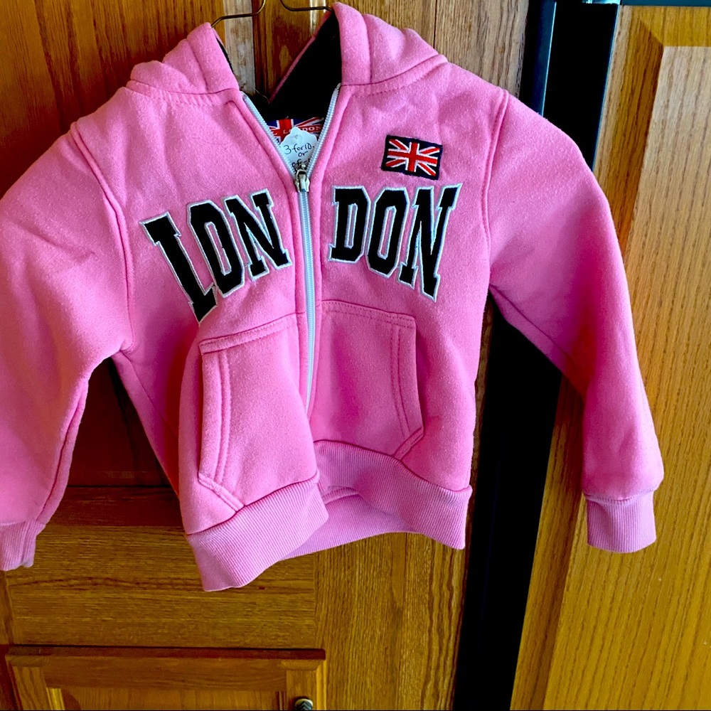 🐣Girls London hoodie🐣 - BUNDLE AND SAVE -FREE SHIPPING!